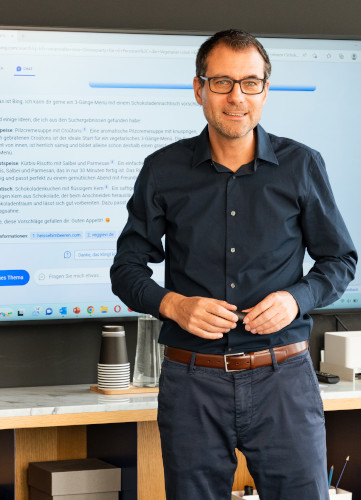 Künstliche Intelligenz im Marketing mit ChatGPT-Speaker Daniel Hünebeck