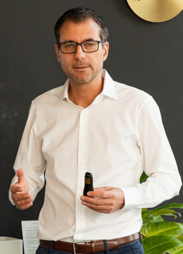 Daniel-Huenebeck-Linkedin-Schulung-Seminar LinkedIn Training für Unternehmen mit Daniel Hünebeck